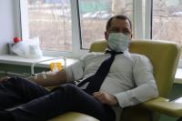 Глава Фурмановского района Роман Соловьев стал донором крови