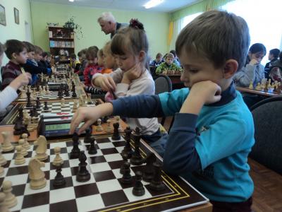 Первенство области среди девушек и юношей по быстрым шахматам