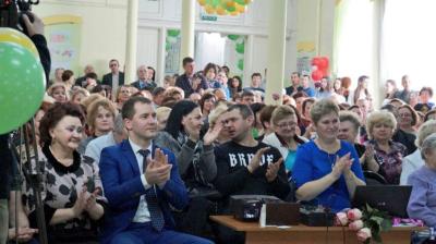 Школы Фурмановского муниципального района провели встречи выпускников