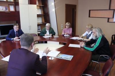 18 апреля Глава района провел встречу с фурмановскими краеведами.